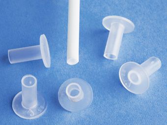 Clear Balloon Bases - 500-Pack - Image 1